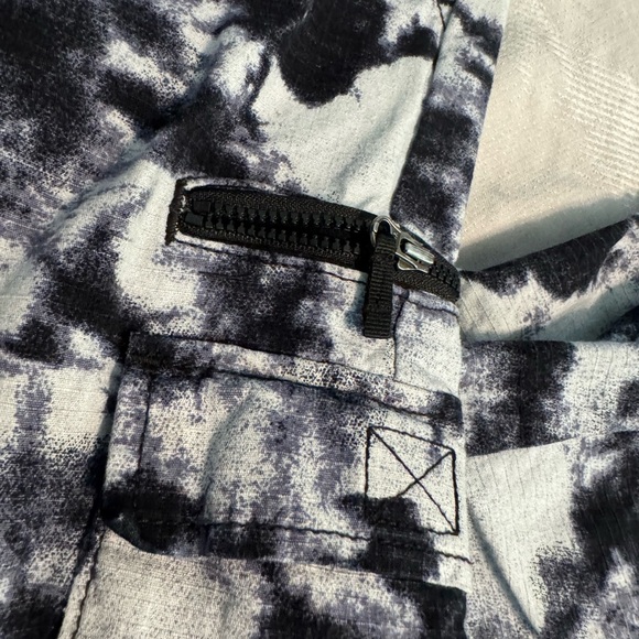 Boys Sz 6 Black and White Tie-Dye Cargo Pants with Pockets. Fun, cool trendy! - Picture 5 of 7